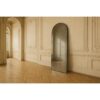 20250523_1338_Spiegel im Schlossambiente_remix_01jvyex88mf96bbf6hctm3bkyq.png