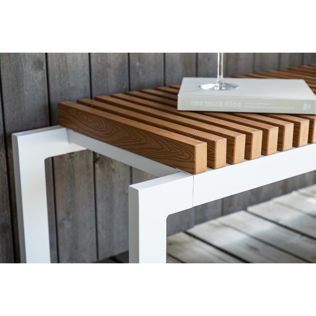 Sitzbank weiss Ambiente Detail links 2 6096-002_12_m.jpg